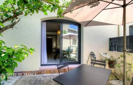 Gite à Biguglia, Grand-Bastia, Haute-Corse, labellisé Gites de France : la terrasse Gite n°64710 Biguglia - Corse - Gite à Biguglia, Grand-Bastia, Haute-Corse, labellisé Gites de France : la terrasse