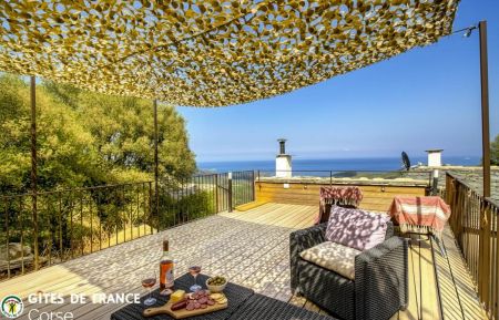 Gite n&deg;64541 Rogliano - Corse - G&icirc;te &agrave; Rogliano, Grand-Bastia, Haute-Corse, labellis&eacute; G&icirc;tes de France : le toit-terrasse