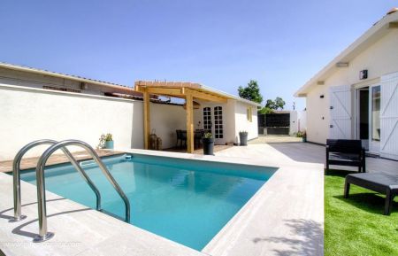 Gite à Lucciana, Grand-Bastia, Haute-Corse, labellisé Gites de France: la piscine Gite n°64191 Lucciana - Corse - Gite à Lucciana, Grand-Bastia, Haute-Corse, labellisé Gites de France: la piscine
