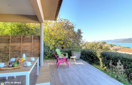 Gite n&deg;24454 Propriano - Corse - G&icirc;te &agrave; Propriano, Corse du sud, le Grand Valinco, labellis&eacute; G&icirc;tes de France : la la terrasse