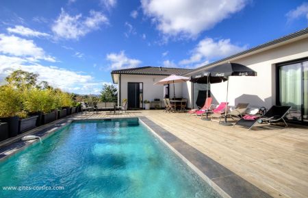 Gîte à Oletta, Grand Bastia, Haute-Corse, labellisé Gîtes de France : la piscine Gite n°62251 Saint-Florent - Corse - Gîte à Oletta, Grand Bastia, Haute-Corse, labellisé Gîtes de France : la piscine