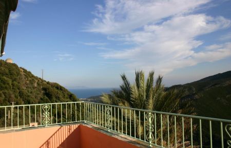 Gite n&deg;56933 Rogliano - Corse - G&icirc;te 56933 &agrave; Rogliano, Grand Bastia, Haute-Corse : Vue de la terrasse du haut