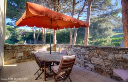 Gite n&deg;56481 Patrimonio - Corse - G&icirc;te &agrave; Patrimonio, Grand Bastia, Haute-Corse, labellis&eacute; G&icirc;tes de France : la terrasse