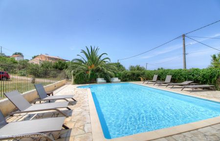Gite n&deg;55317 Cateri - Corse - G&icirc;te &agrave; Cateri, Balagne, Haute-Corse, labellis&eacute; G&icirc;tes de France : l'espace commun / la piscine
