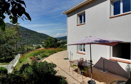 Gite n&deg;21471 Ajaccio - Corse - Gite &agrave; Ajaccio en Corse du Sud : le g&icirc;te et sa terrasse