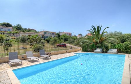 Gite n&deg;55316 Cateri - Corse - G&icirc;te &agrave; Cateri, Balagne, Haute-Corse, labellis&eacute; G&icirc;tes de France : l'espace commun / la piscine