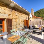 Gite &agrave; Ste Lucie de Tallano, Le Grand Valinco, Corse du Sud : labelis&eacute; G&icirc;tes de France : la terrasse