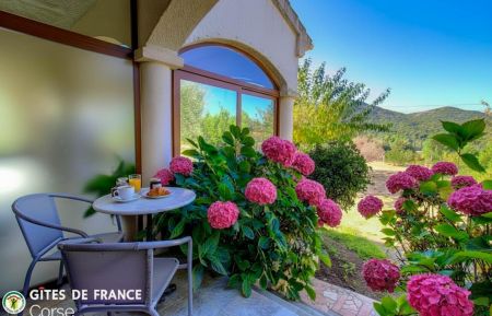 Gîte à Galéria, La Balagne, Haute-Corse, labellisé Gîtes de France: la vue depuis l'entrée du gîte Gite n°64571 Galéria - Corse - Gîte à Galéria, La Balagne, Haute-Corse, labellisé Gîtes de France: la vue depuis l'entrée du gîte