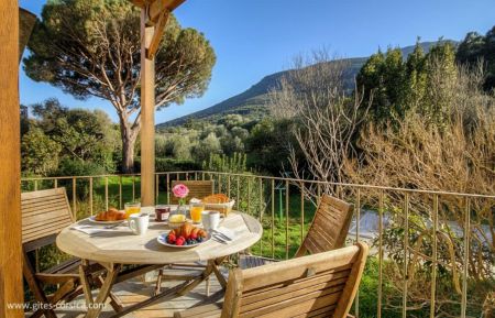 Gite n&deg;60161 Luri - Corse - G&icirc;te &agrave; Luri, Grand Bastia, Haute-Corse, labellis&eacute; G&icirc;tes de France : la terrasse
