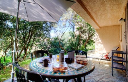 Gite n&deg;59751 Lumio - Corse - G&icirc;te &agrave; Lumio, Balagne, Haute-Corse, labellis&eacute; G&icirc;tes de France : la terrasse