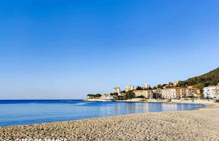 City Break No.28731 Ajaccio - Corse - la plage du trottel, &agrave; 50m de l'entr&eacute;e de la r&eacute;sidence