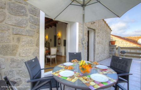 Gite n&deg;20332 Casalabriva - Corse - Gite &agrave; Casalabriva, Le Grand Valinco, Corse du Sud, labellis&eacute; G&icirc;tes de France : la terrasse